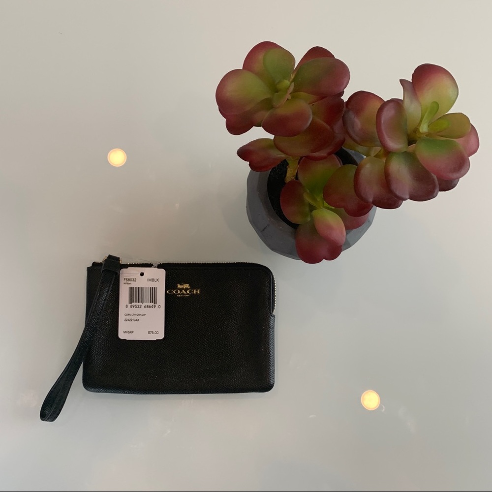 Leather Wristlet | Coach